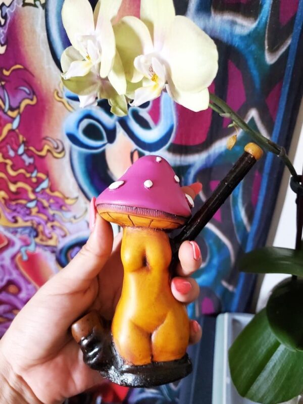 Sexy Shroom Medium Pipe - Image 5