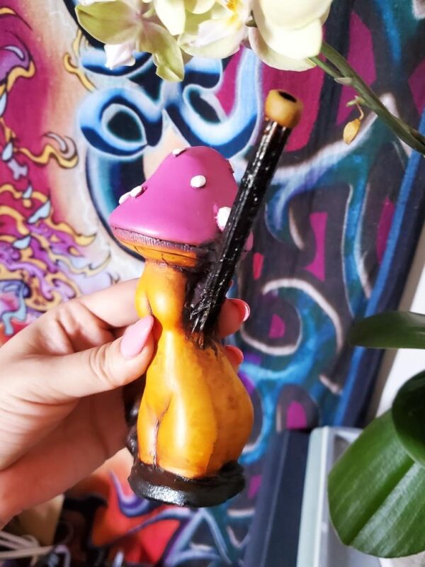 Sexy Shroom Medium Pipe - Image 6