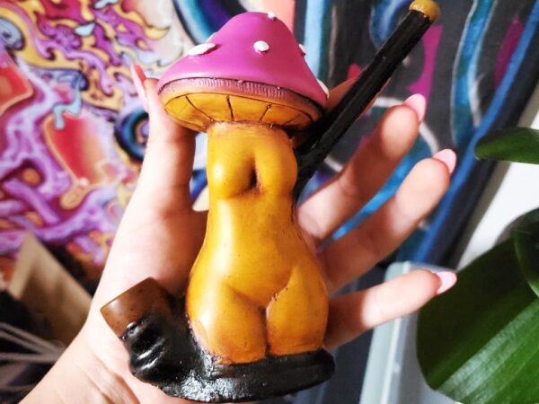 Sexy Shroom Medium Pipe - Image 4
